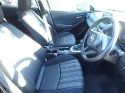 
										Mazda 2 full									