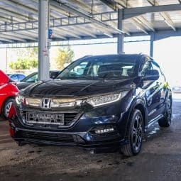 
										HONDA VEZEL HYBRID full									