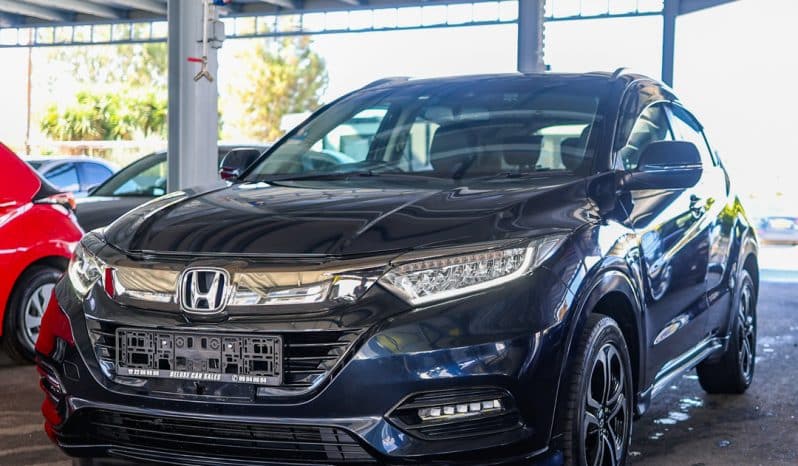 
								HONDA VEZEL HYBRID full									