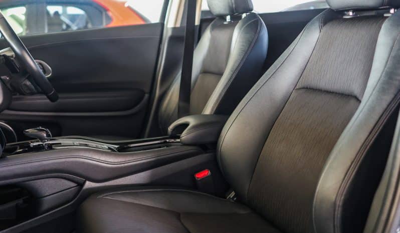 
								HONDA VEZEL HYBRID full									