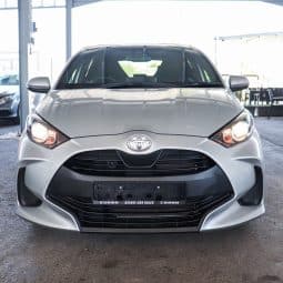 
										TOYOTA YARIS full									