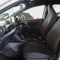 
										TOYOTA YARIS full									