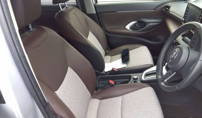 
								Toyota Yaris Cross Hybrid 2022 full									