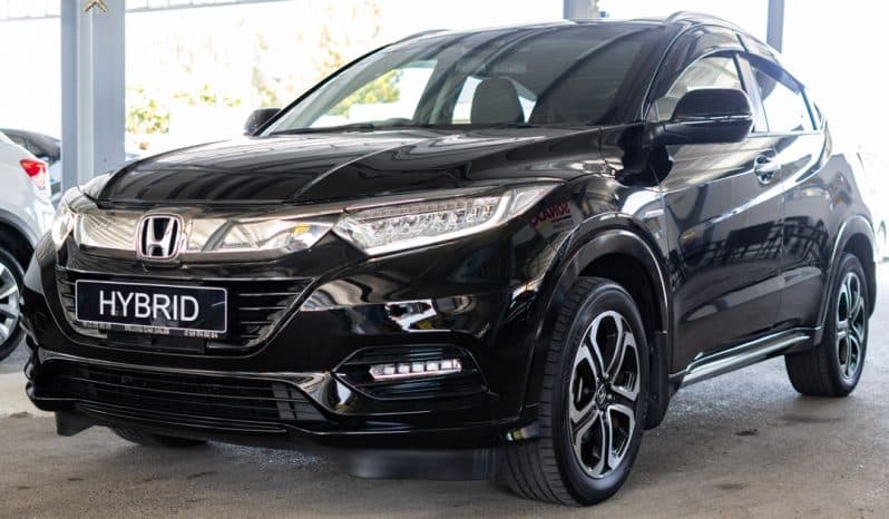 
								Honda Vezel Hybrid 2020 full									