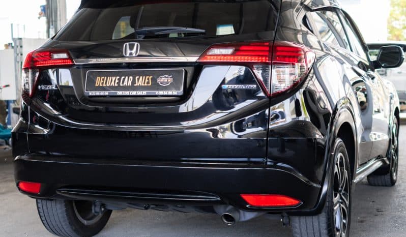 
								Honda Vezel Hybrid 2020 full									