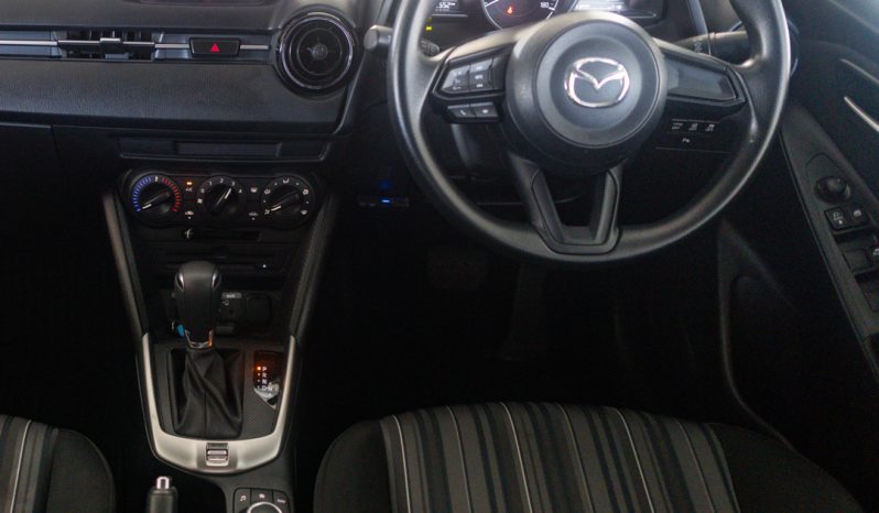 
								Mazda 2 2021 full									