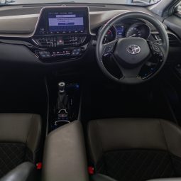 
										Toyota CH-R 2020 full									