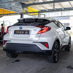 
										Toyota CH-R 2020 full									