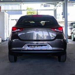 
										Mazda 2 2021 full									