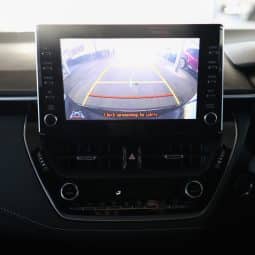 
										Toyota Corolla Sport Hybrid 2021 full									