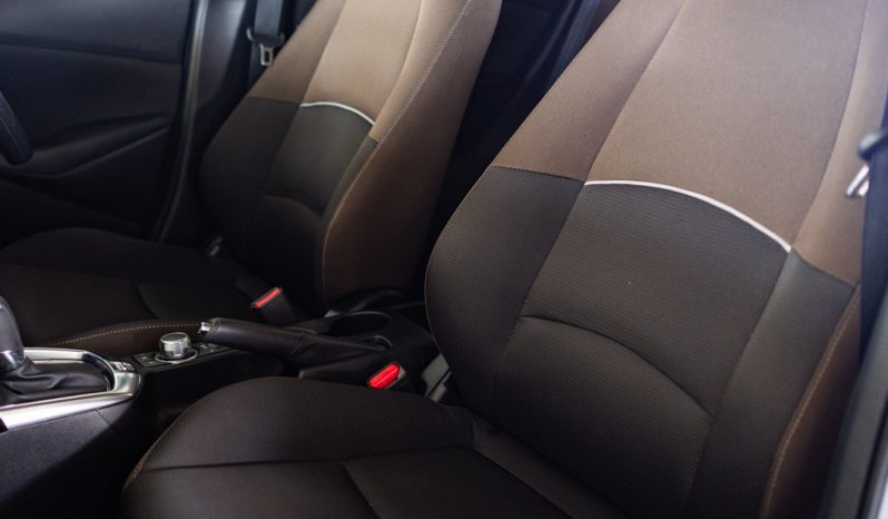 
								Mazda 2 2020 full									