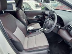 
										TOYOTA YARIS CROSS 2021 full									