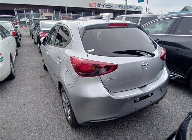 
								MAZDA 2 2022 full									