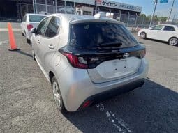 
										TOYOTA YARIS 2021 full									