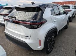 
										TOYOTA YARIS CROSS HYBRID 2023 full									