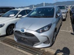 
										TOYOTA YARIS 2021 full									