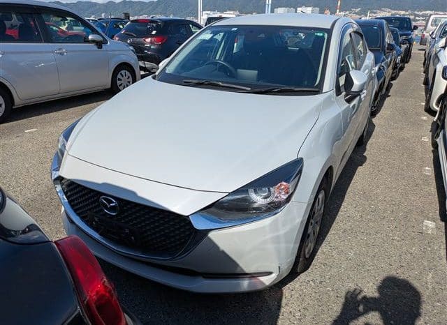 
								MAZDA 2 2022 full									