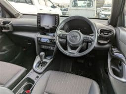 
										TOYOTA YARIS CROSS 2023 full									