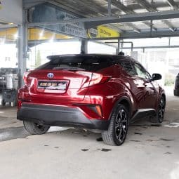
										TOYOTA CH-R 2018 full									