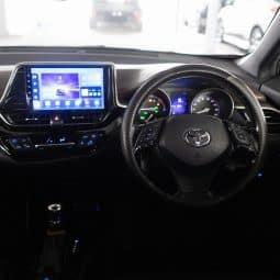 
										TOYOTA CH-R 2018 full									