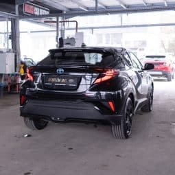 
										TOYOTA C-HR 2023 full									