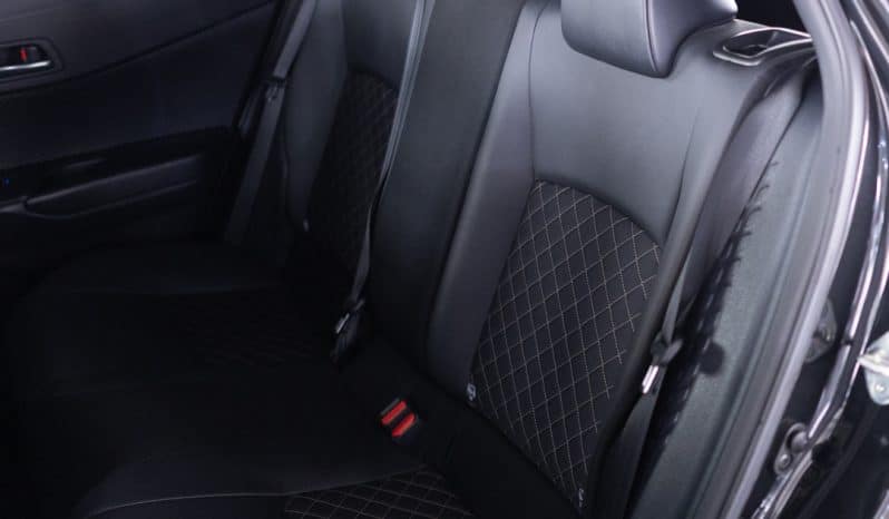 
								TOYOTA C-HR 2023 full									