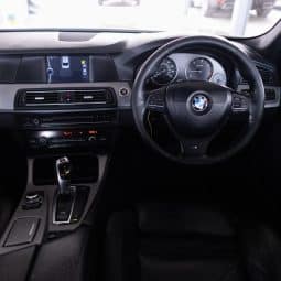 
										BMW 520i 2011 full									