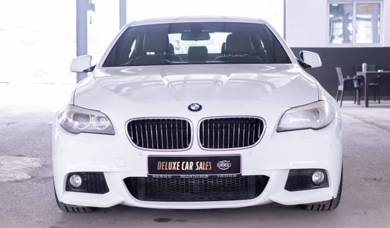 
								BMW 520i 2011 full									