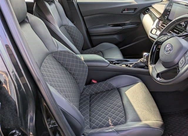 
								Toyota CH-R 2023 full									