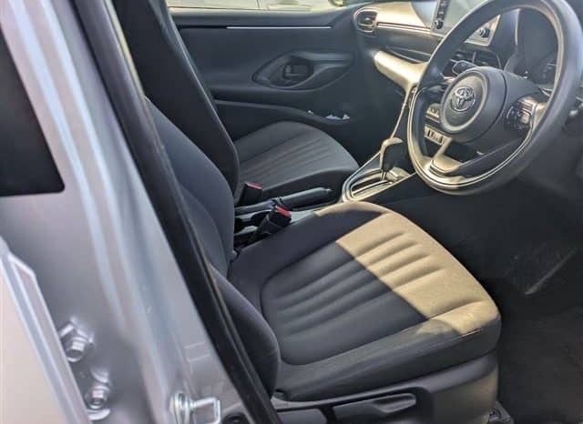 
								Toyota Yaris Hybrid 2021 full									