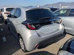
										Toyota Yaris Hybrid 2021 full									