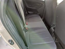 
										Toyota Yaris Hybrid 2021 full									