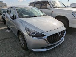 Mazda 2 2021