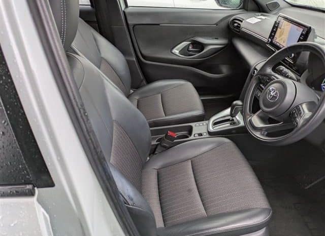 
								TOYOTA YARIS CROSS HYBRID 2023 full									