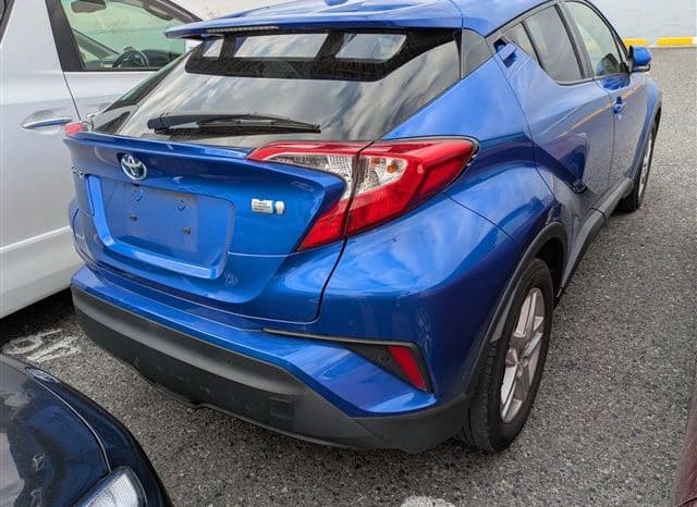 
								TOYOTA C-HR 2021 full									