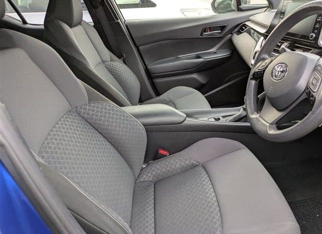 
								TOYOTA C-HR 2021 full									