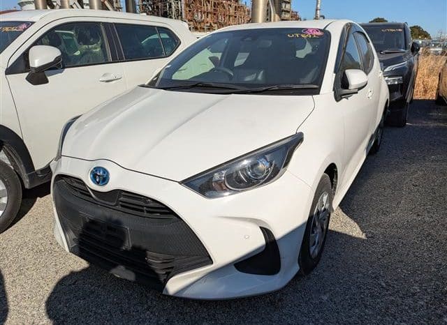 
								TOYOTA YARIS HYBRID 2022 full									