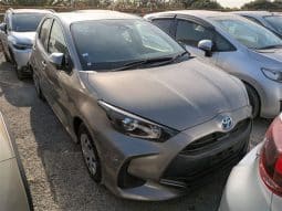 TOYOTA YARIS HYBRID 2021
