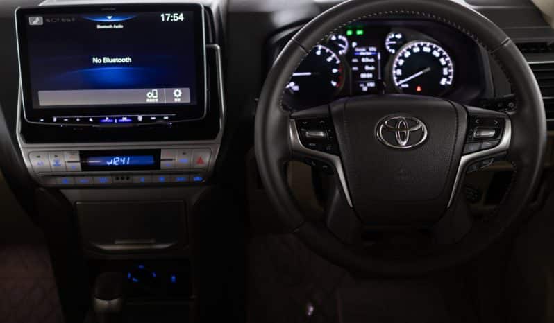 
								TOYOTA LAND CRUISER PRADO TXL full									