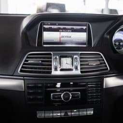 
										MERCEDES E-CLASS CONVERTIBLE 2015 full									