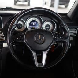 
										MERCEDES E-CLASS CONVERTIBLE 2015 full									